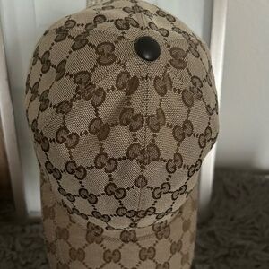Gucci unixes Hat